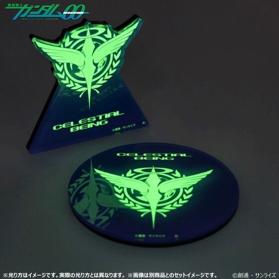PRE-ORDER : Mobile Suit Gundam UC Glowing Acrylic Stand / Plate