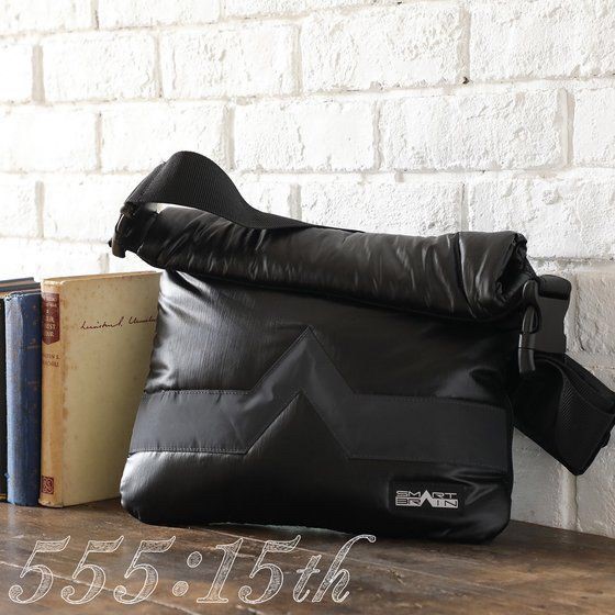 PRE-ORDER : Kamen Rider 555 x C & C SMART BRAIN Roll-up Shoulder Bag (Small) Black