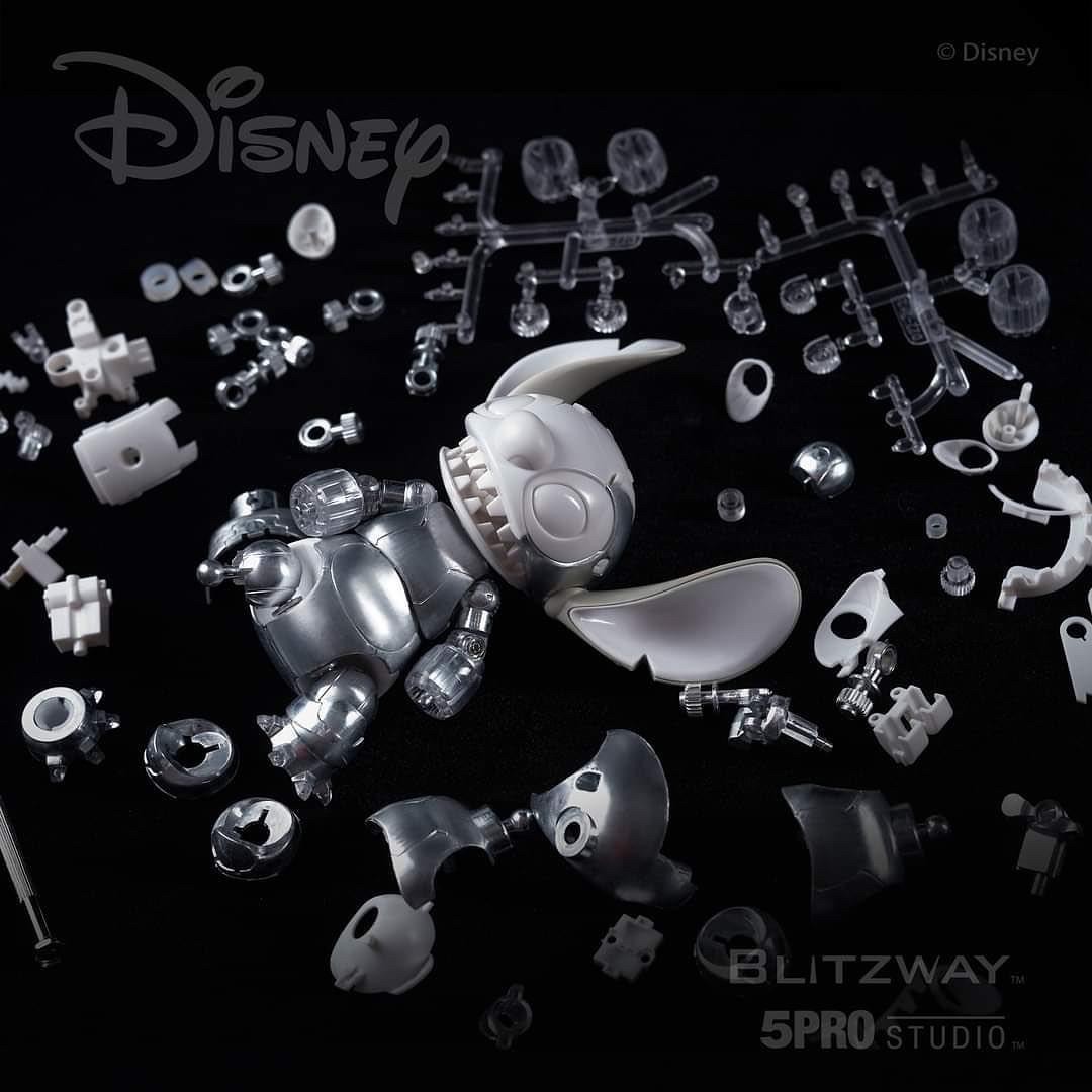 CARBOTIX Disney Characters Series Mickey Mouse / Donald Duck / Stitch by Blitzway x 5Pro Studio