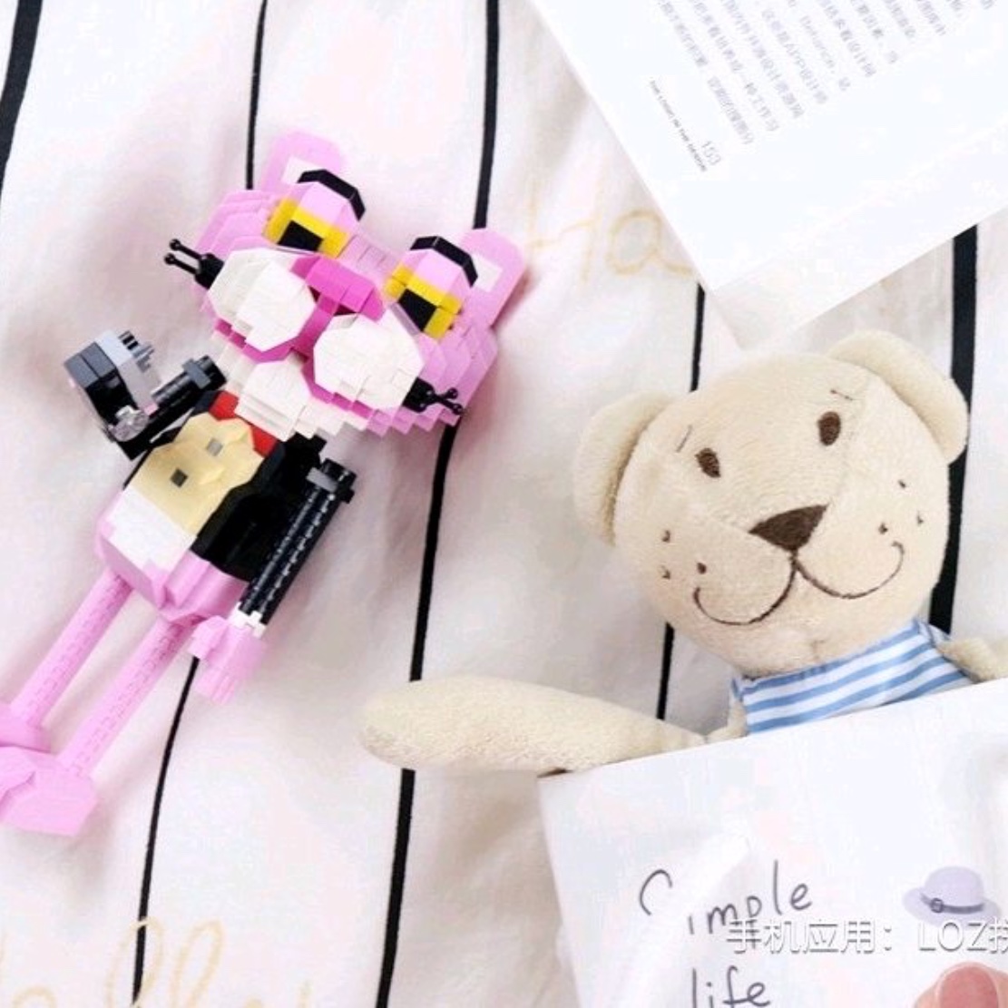 LOZ 9785 Pink Panther 2 in 1 890pcs