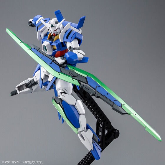 PRE-ORDER : HG 1/144 Gundam AGE-1 Razor & Gundam AGE-2 Ultimate Set