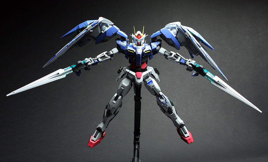 MG 1/100 GN-0000+GNR-010 OO Raiser by Bandai