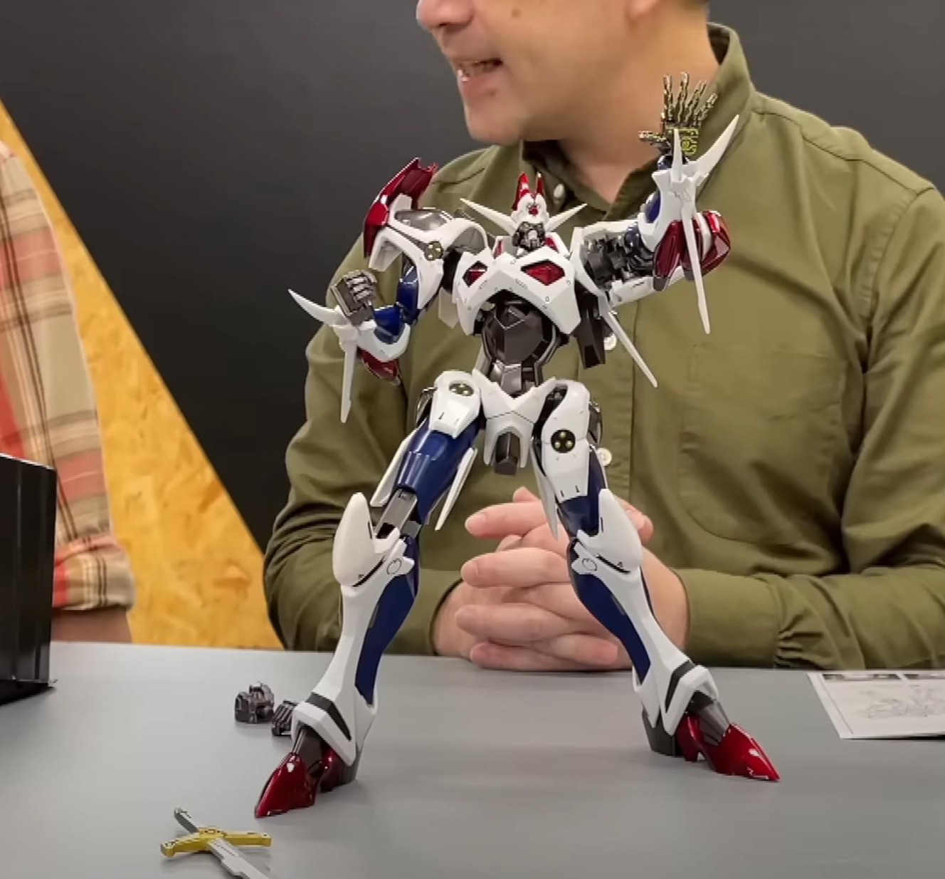 Pre-order : AMAKUNI KIZIN HAKAIOH GENESIC GAOGAIGAR by Sentinel