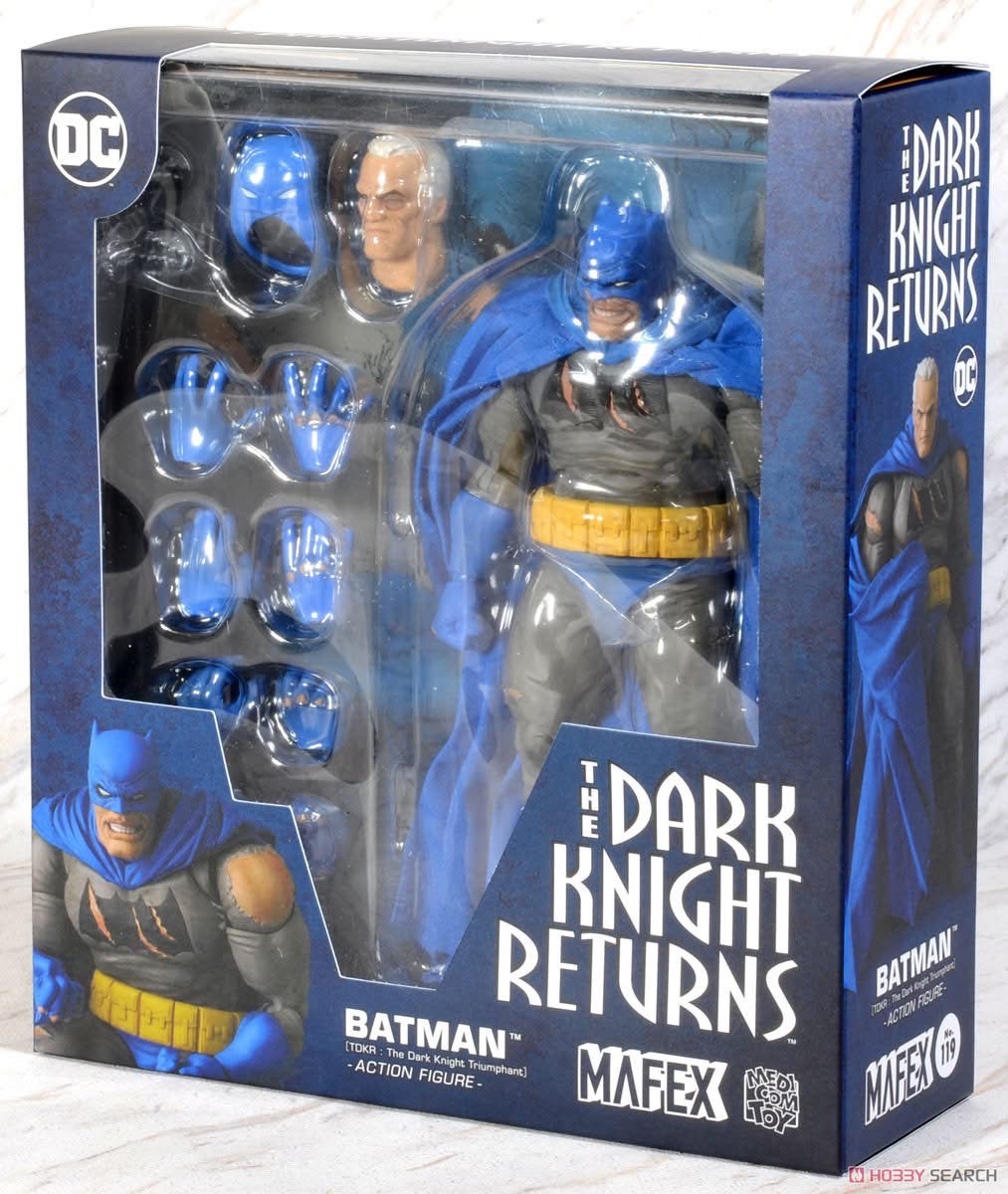 Pre-order : MAFEX Batman (TDKR: The Dark Knight Triumphant) by Medicom Toy (Reissue)