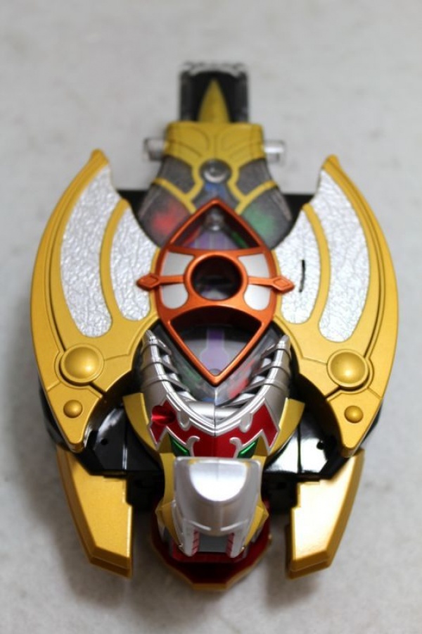 Masked Rider Kiva DX Tatsulot by Bandai