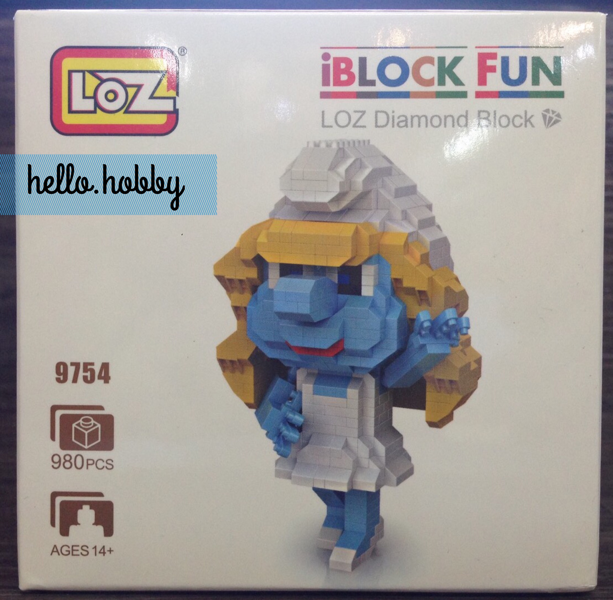 LOZ 9754 The Smurfs Smurfette 980pcs