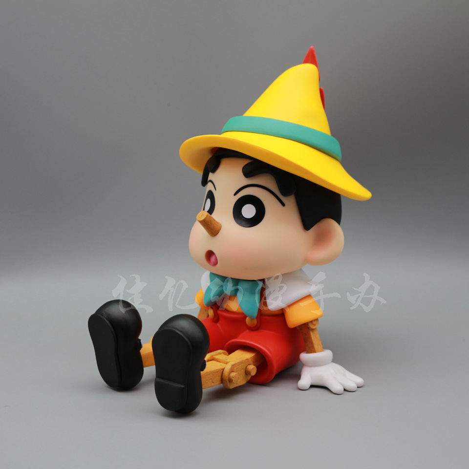 โมเดล Crayon Shinchan x Pinocchio