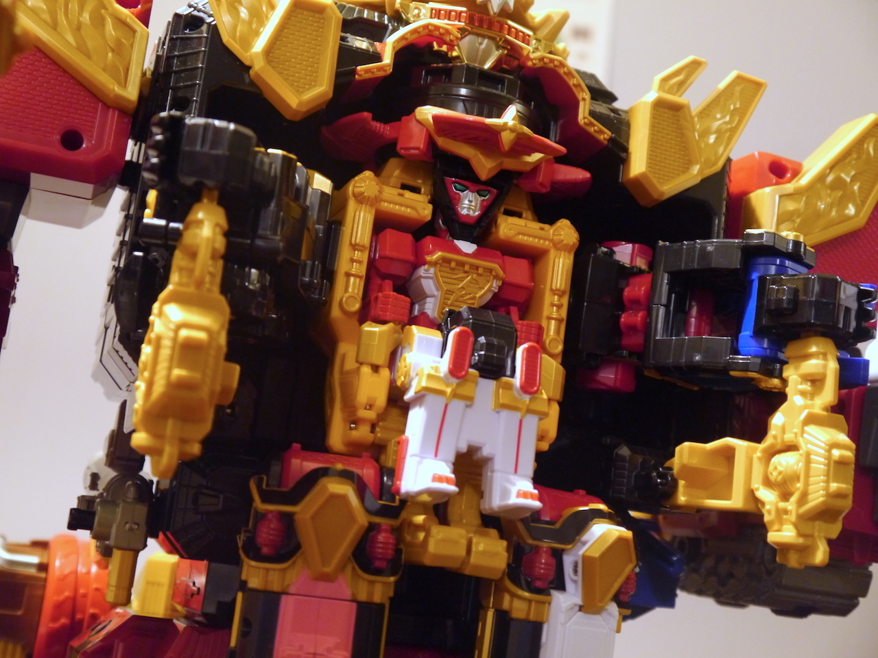 Shuriken Sentai Ninninger DX Lion Haoh by Bandai