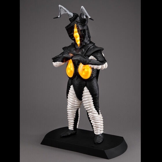 PRE-ORDER : UA Monsters Zetton