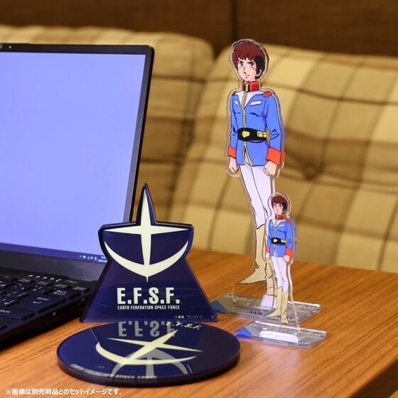 PRE -ORDER : Mobile Suit Gundam Glowing Acrylic Plate