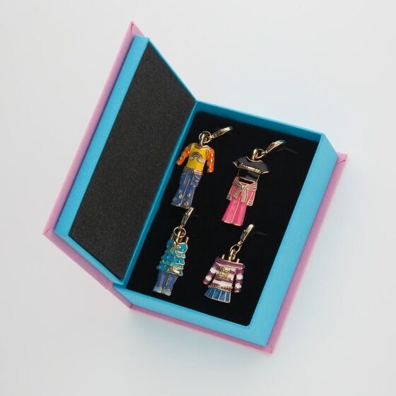 PRE-ORDER : Love and Berry: Dress Up and Dance! Miniature Charm Collection