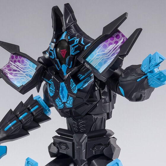 PRE-ORDER : S.H.Figuarts Terraphaser (Ultraman Decker)