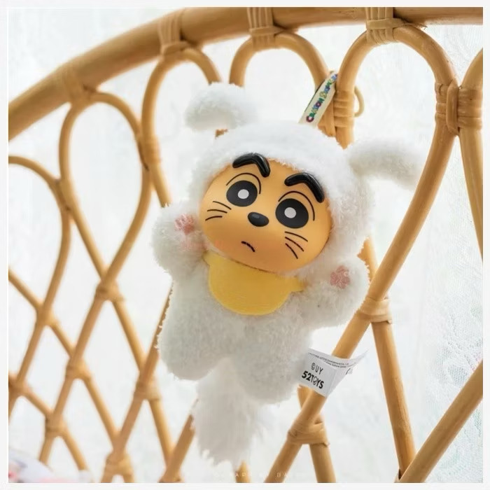 ตุ๊กตาพวงกุญแจ Crayon Shinchan Big Tail Series Plush Pendant Keychain by 52Toys