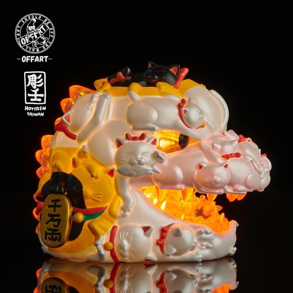 โมเดลก็อตซิล่าแมวกวักมีไฟ Godzilla - Godzilla Red Flame Hundred Cats Mini Bust Fortune Black / White by OFFART x Horiren (มีกล่องน้ำตาล)