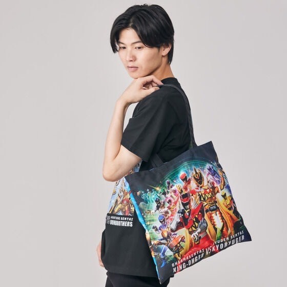 PRE-ORDER : "King-Ohger VS Donbrothers" "King-Ohger VS Kyoryuger" Luxurious 2 Features Tote Bag (Horizontal)