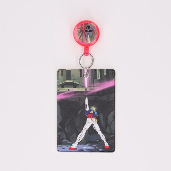 PRE-ORDER : Mobile Suit Gundam Extendable Pass Case