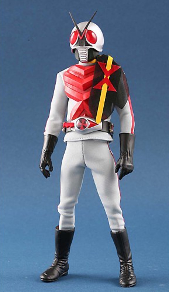 RAH220 No.51 DX Kamen Rider X 1/6 Scale by Medicom Toy