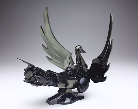 Saint Seiya Saint Cloth Myth Black Dragon & Black Swan by Bandai