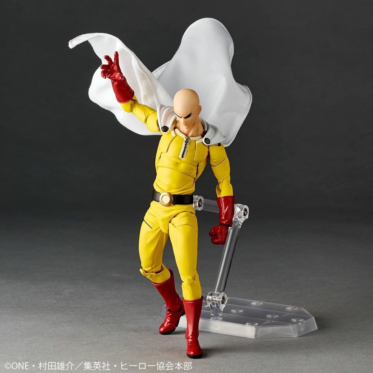 Pre-order : Revoltech Amazing Yamaguchi One-Punch Man Saitama by Kaiyodo