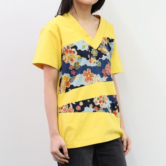 PRE-ORDER : Zyuden Sentai Kyoryuger Kyoryu Gold/Utsusemimaru T-shirt