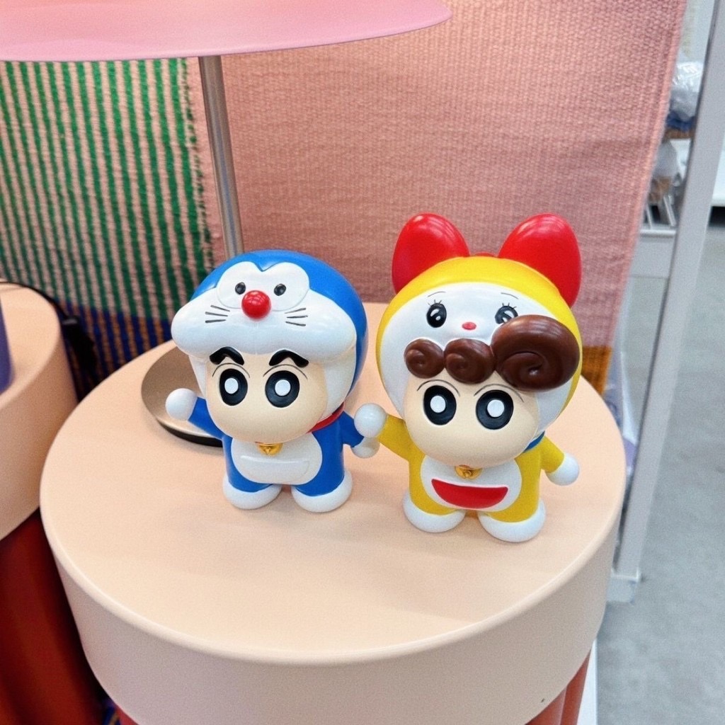Crayon Shinchan - Shinchan & Himawari x Doraemon Cosplay