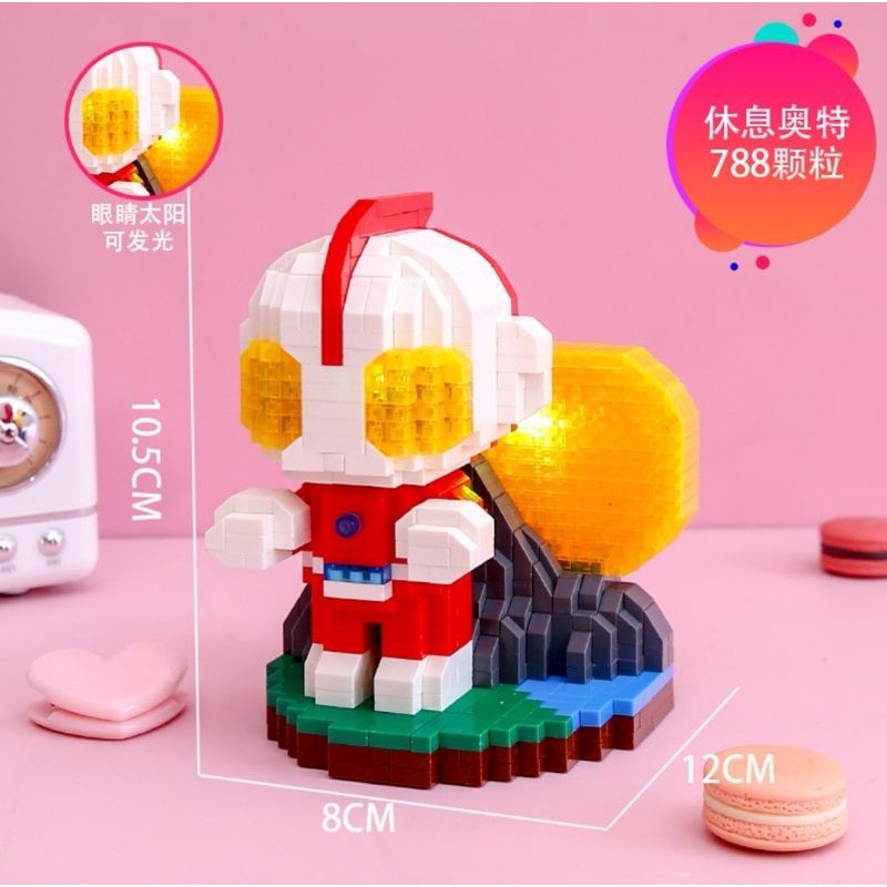 LP 210636-210639 Ultraman มีไฟ