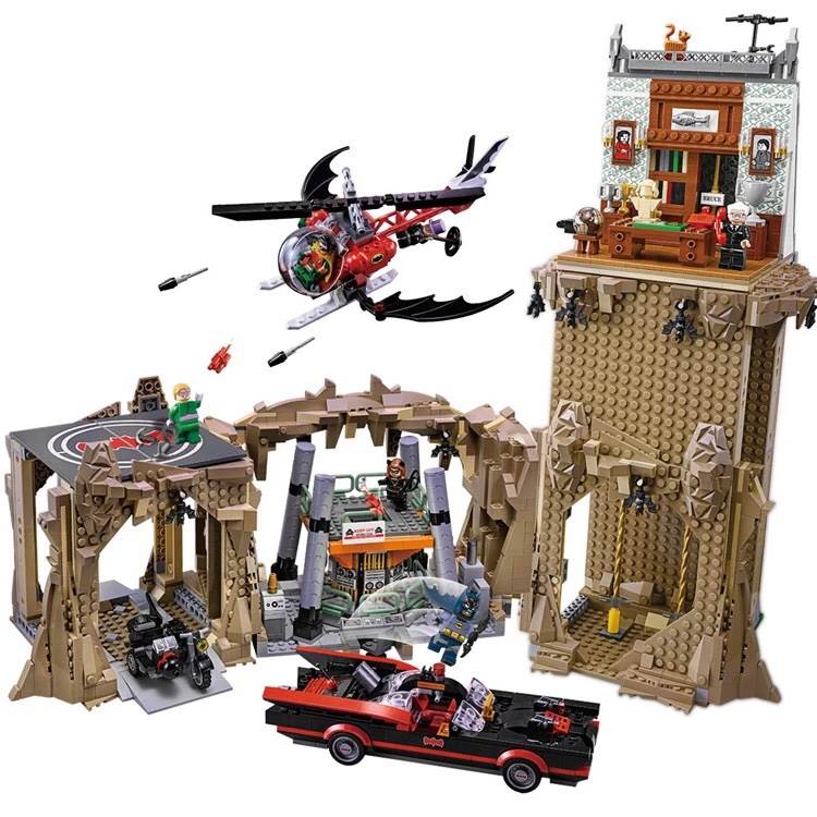 Lepin 07053 Batman Classic TV Series - Batcave 2,566pcs