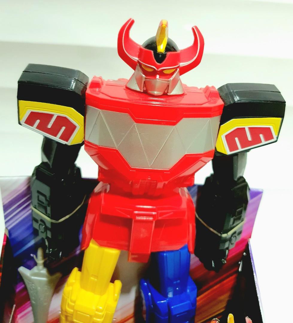 Power Rangers Mighty Morphin Megazord 10" by Hasbro