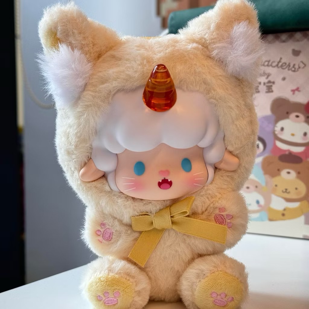 ตุ๊กตาพวงกุญแจ ลิขสิทธิ์แท้ - Gyun Candy Land Rolled Sheep Lucky Cat Series Plush Pendant Keychain by Top Toy