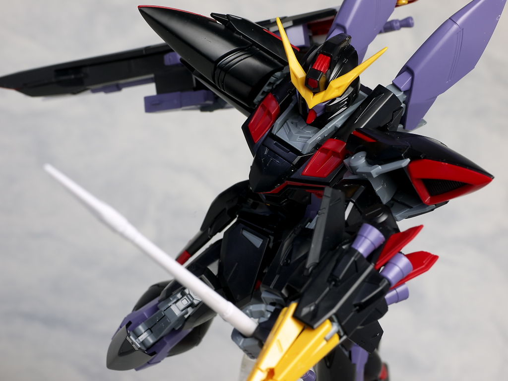 MG 1/100 GAT-X207 Blitz Gundam by Bandai