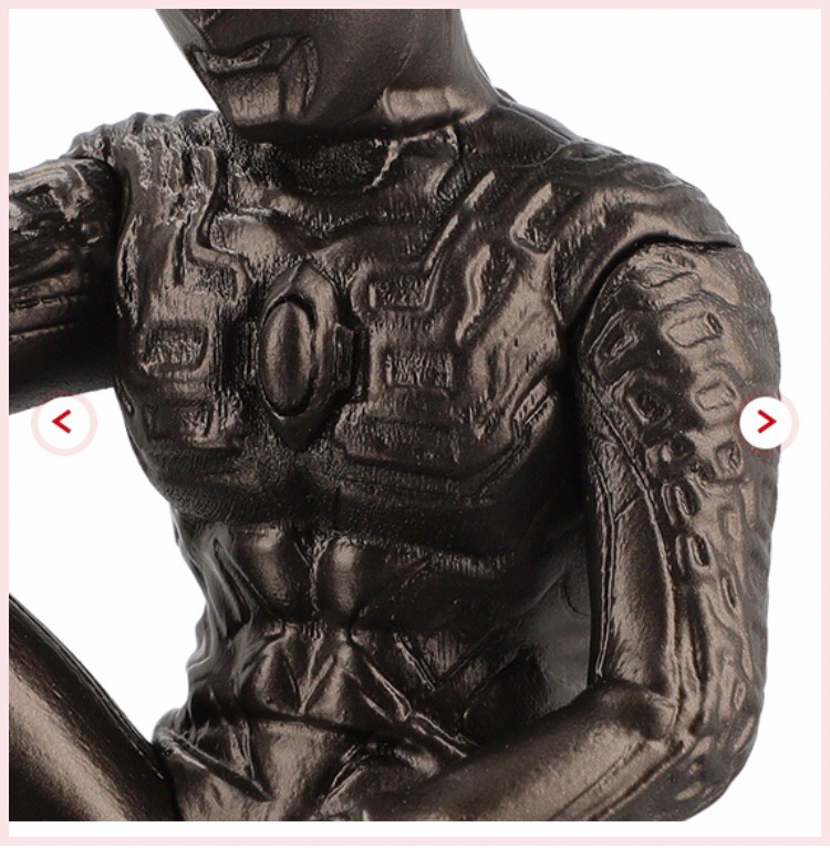 PRE-ORDER : Desk World Black Collection Ultraman Zero 37882 << Ultraman SHOP Limited >>