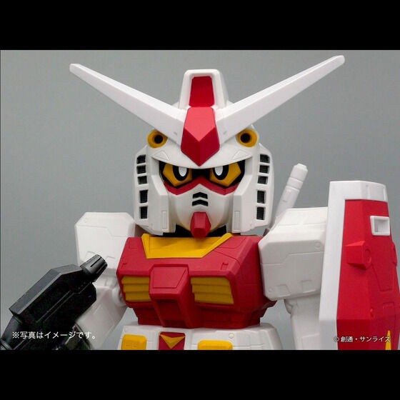 PRE-ORDER : Jumbo Soft Vinyl Figure SD RX-78-2 Gundam (2P Color) -SD Gundam-