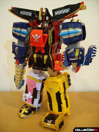 Kaizoku Sentai Gokaiger DX Gozyujin by Bandai