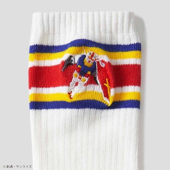 PRE-ORDER : STRICT-G graniph "Mobile Suit Gundam" Mid Socks