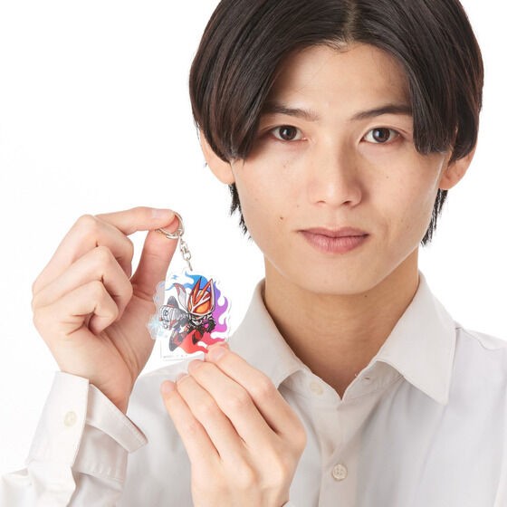 PRE-ORDER : Kamen Rider Geats Supporter Deformed Acrylic Charm