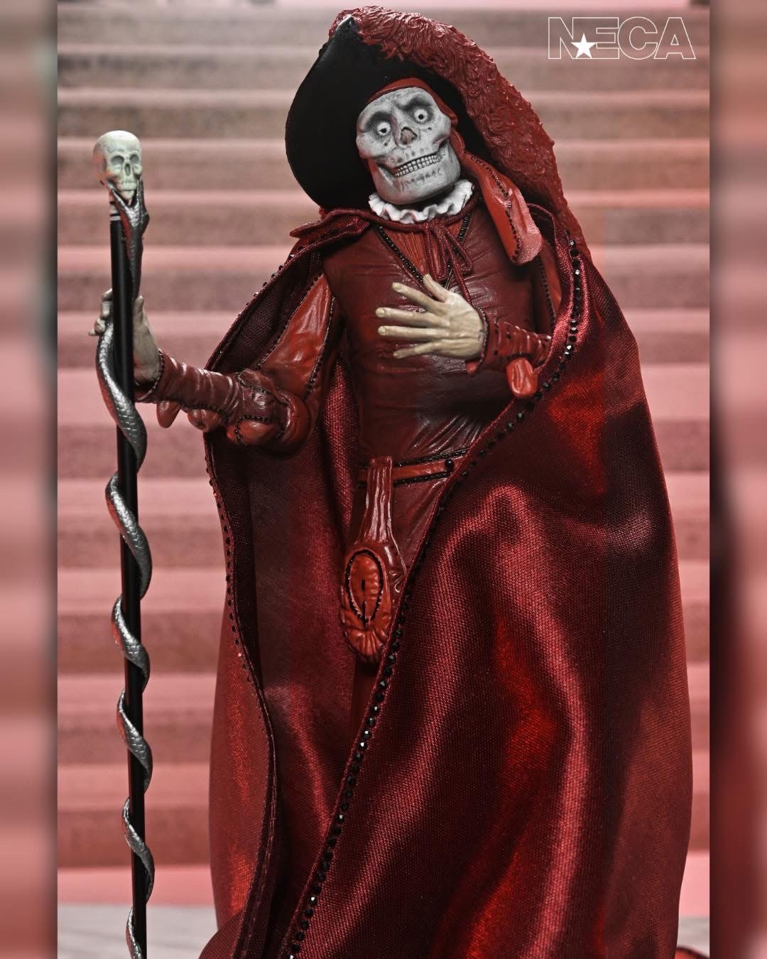 Pre-order : The Phantom of the Opera (1925) “Masque of the Red Death” 7” Scale Action Figure by NECA