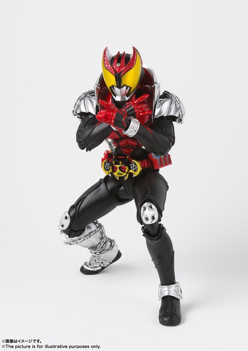 Pre-order : S.H.FIGUARTS (SHINKOCCOU SEIHOU) KAMEN RIDER KIVA FORM ACTION FIGURE (WITH BONUS)
