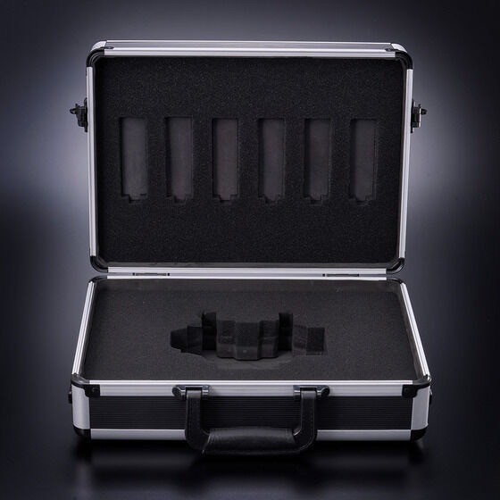 PRE-ORDER : Kamen Rider W Double Driver Box