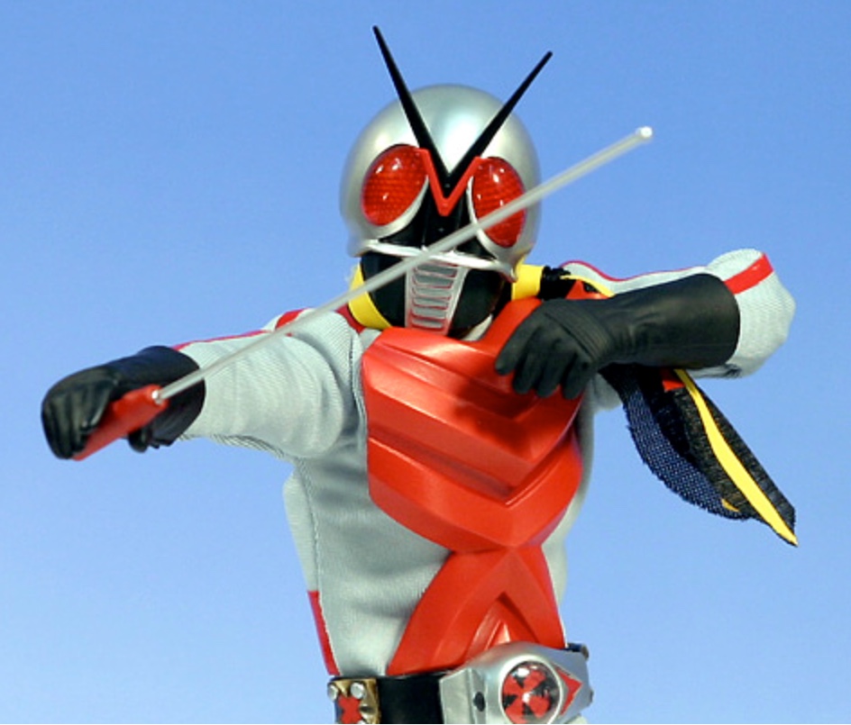 RAH220 No.51 DX Kamen Rider X 1/6 Scale by Medicom Toy