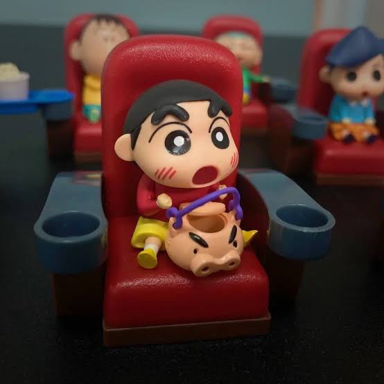 Rement Crayon Shinchan - Kasukabe Cinema Calling The Storm