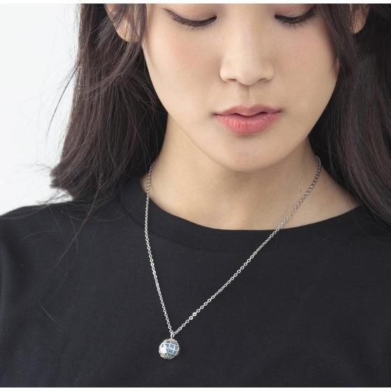 PRE-ORDER : Kamen Rider W WIND SCALE Wind Scale Earth Pendant ver.2