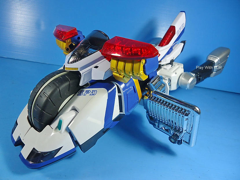 Tokusou Sentai Dekaranger - DX Deka Bike Robo by Bandai (มือสองสภาพ 99%)