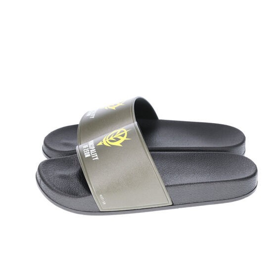 PRE-ORDER : Mobile Suit Gundam Shower Sandals