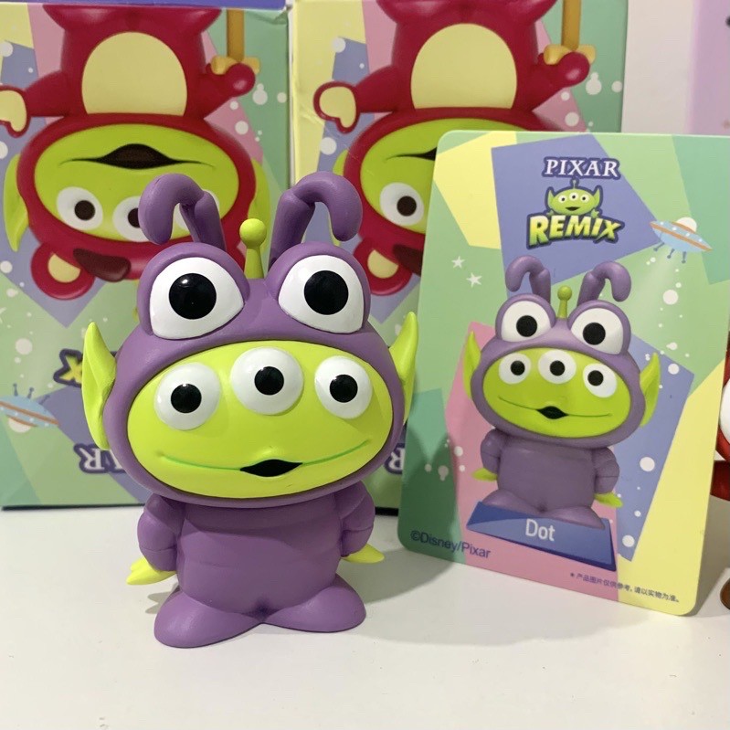 กล่องสุ่ม Miniso Alien Remix : Toy Story Little Green Men Blind Box by Herocross (Set of 9)