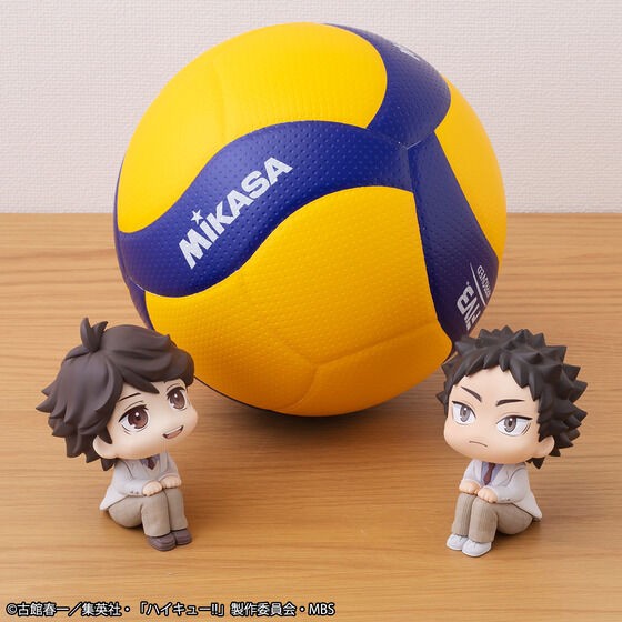 PRE-ORDER : Rukappu Haikyuu!! Toru Oikawa & Hajime Iwaizumi Set [Limited bonus with cushion]