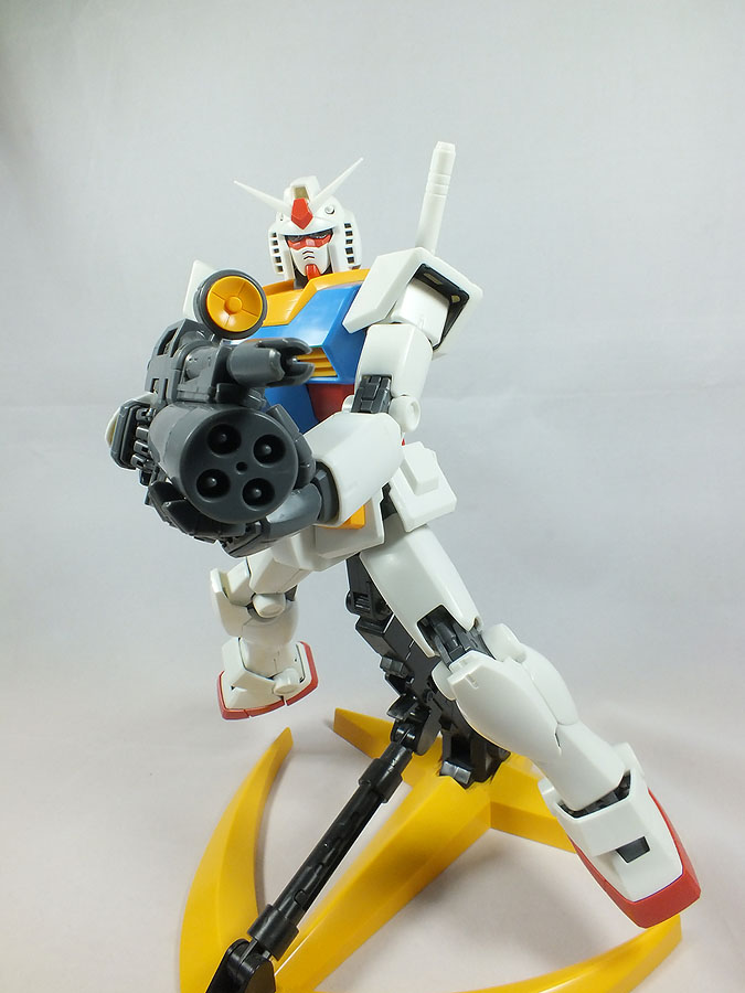 MG 1/100 RX-78-2 Gundam Ver.2.0 by Bandai