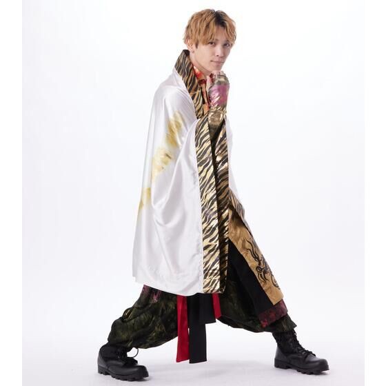 PRE-ORDER : Avataro Sentai Donbrothers h.NAOTO Jiro Momoya Tiger Cylindrical Haori