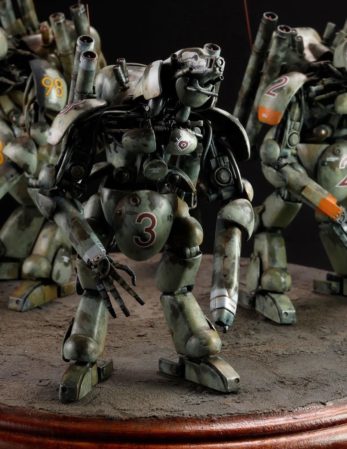 Pre-order : 1/35 ARTPLA Maschinen Krieger FINAL HUND SET & Jerry Can Man (2026 Reissue) Plastic Model Kit by Kaiyodo