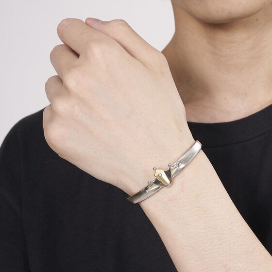 PRE-ORDER : Ultraman Taro 50th Anniversary King Bracelet Design Bangle