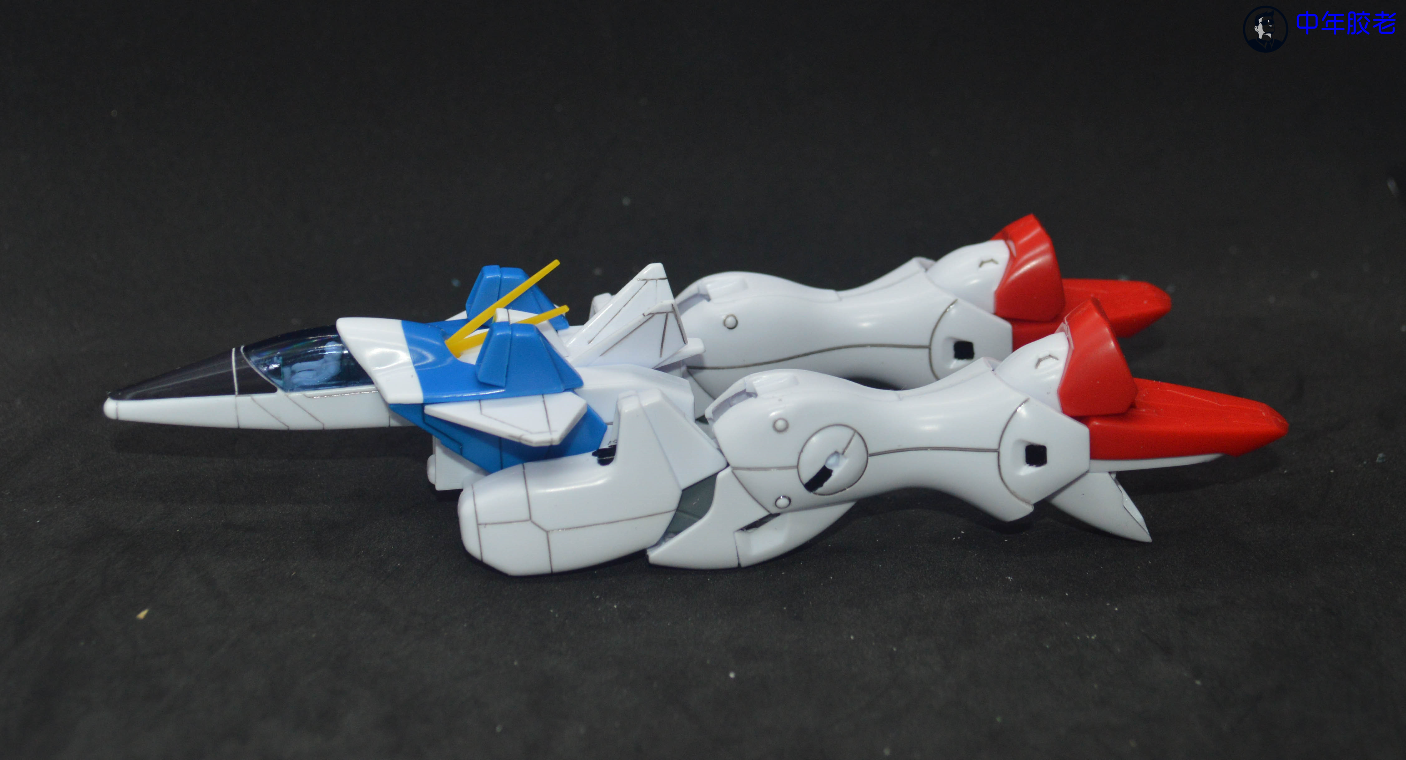 Hg 1/100 LM312V04 Victory Gundam by Bandai